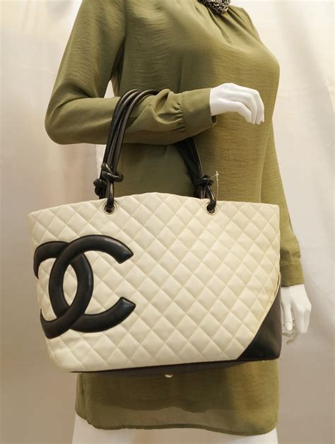 chanel purse colors|where to buy chanel purse.